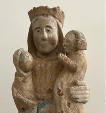 Présentation de la restauration de la statue de la Vierge à l'Enfant de la porte Saint-Malo