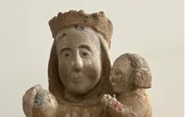 Présentation de la restauration de la statue de la Vierge à l'Enfant de la porte Saint-Malo