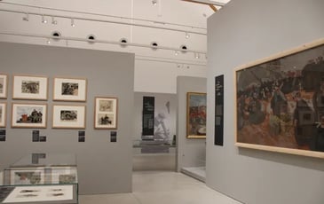Visite du parcours permanent et de l'exposition temporaire
