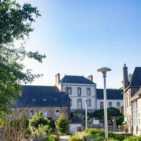 Le bourg d'hier à aujourd'hui : circuit et cartes postales
