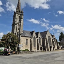 Montée au clocher de l'église Saint-Émilion