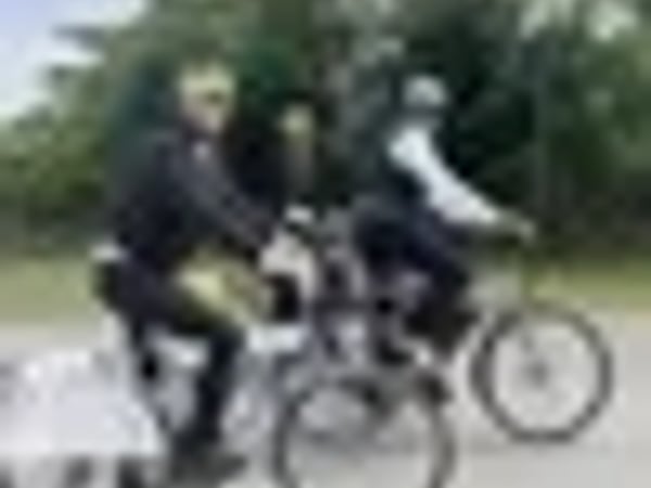 Tout part à vélo : Garçons s'il vous plaît !