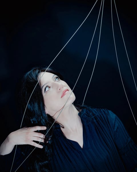 Constance Luzzati, harpe solo