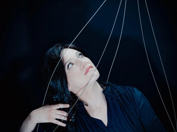 Constance Luzzati, harpe solo